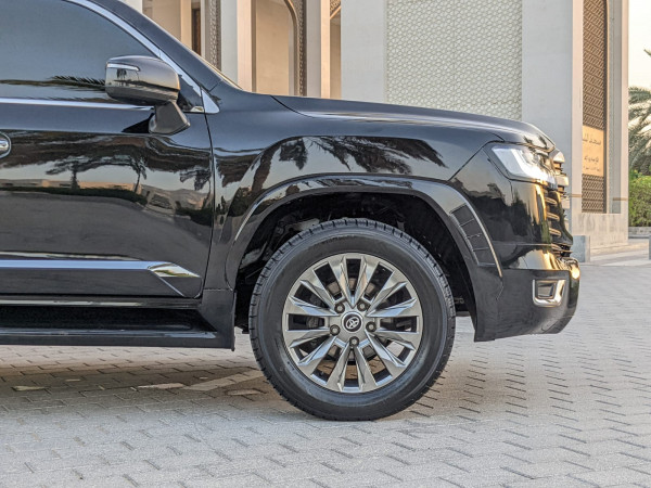Toyota Land Cruiser 2013/ Black LHD Petrol AT SUV 4WD view 16