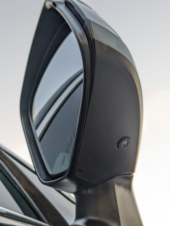 Toyota Land Cruiser 2013/ Black LHD Petrol AT SUV 4WD view 19