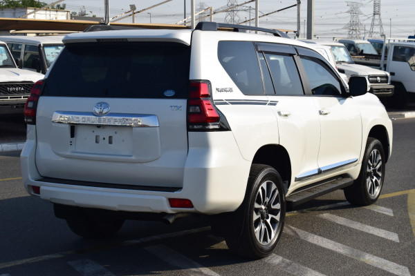 Toyota Prado 2017/ White RHD Petrol AT SUV 4WD view 18