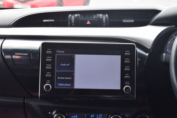 Toyota Hilux 2020/ Brown RHD Diesel AT Pickup 4WD view 10