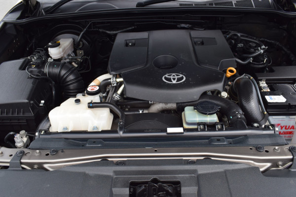 Toyota Hilux 2020/ Brown RHD Diesel AT Pickup 4WD view 20