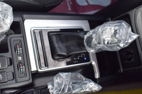 Toyota LAND CRUISER PRADO 2021/ White RHD Diesel AT SUV 4WD view 11