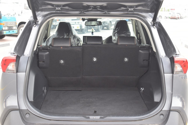 Toyota RAV 4 2020/ Grey RHD Petrol AT SUV Crossover 2WD view 21