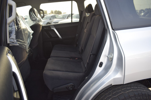 Toyota LAND CRUISER PRADO 2018/ Silver RHD Diesel AT SUV 4WD view 3