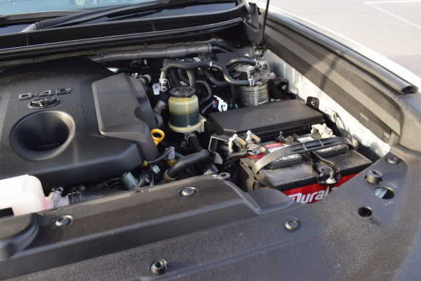 Toyota LAND CRUISER PRADO 2018/ Silver RHD Diesel AT SUV 4WD view 5