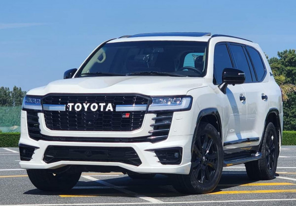 Toyota Land Cruiser 2011/ White LHD Petrol AT SUV 4WD view 6