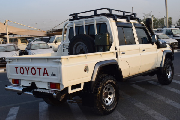 Toyota Land Cruiser Pickup 2017/ White RHD Diesel MT Pickup 4WD view 12