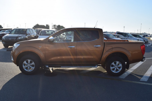 Nissan Navara 2015/ Orange RHD Diesel AT Pickup 4WD