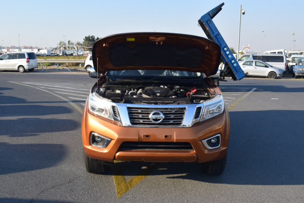 Nissan Navara 2015/ Orange RHD Diesel AT Pickup 4WD view 13