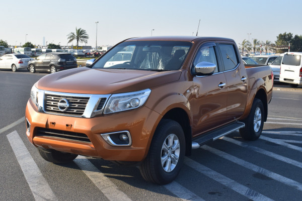Nissan Navara 2015/ Orange RHD Diesel AT Pickup 4WD view 17