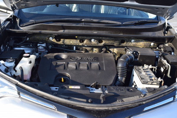 Toyota RAV 4 2018/ Silver RHD Petrol AT SUV Crossover 2WD view 15