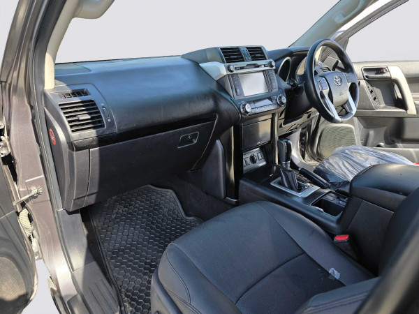 Toyota LAND CRUISER PRADO 2015/ Grey RHD Diesel AT SUV 4WD view 14