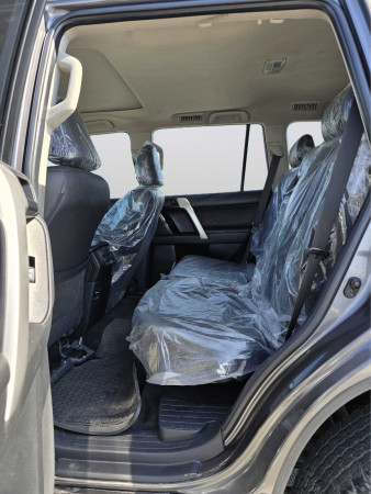 Toyota LAND CRUISER PRADO 2015/ Grey RHD Diesel AT SUV 4WD view 19