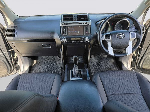 Toyota LAND CRUISER PRADO 2015/ Grey RHD Diesel AT SUV 4WD view 25