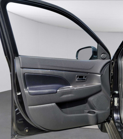 Mitsubishi Outlander 2022/ Black RHD Petrol AT SUV Crossover 2WD view 9