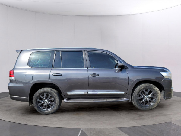Toyota Land Cruiser 2020/ Grey RHD Diesel AT SUV 4WD view 12