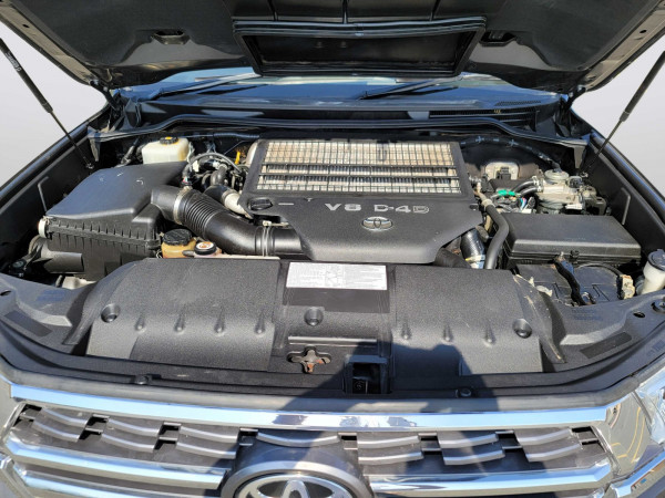 Toyota Land Cruiser 2020/ Grey RHD Diesel AT SUV 4WD view 17