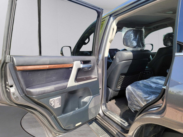 Toyota Land Cruiser 2020/ Grey RHD Diesel AT SUV 4WD view 18