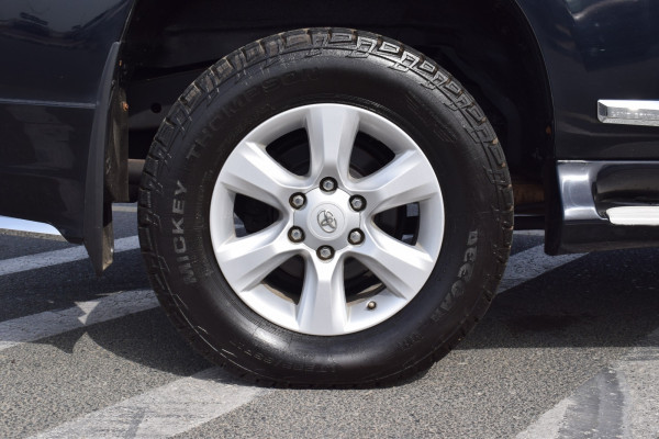 Toyota LAND CRUISER PRADO 2011  Black RHD Diesel AT SUV 4WD view 23