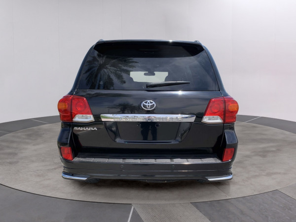 Toyota Land Cruiser 2015/ Black RHD Diesel AT SUV 4WD view 12