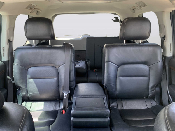 Toyota Land Cruiser 2015/ Black RHD Diesel AT SUV 4WD view 17