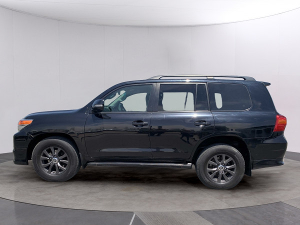 Toyota Land Cruiser 2015/ Black RHD Diesel AT SUV 4WD view 26