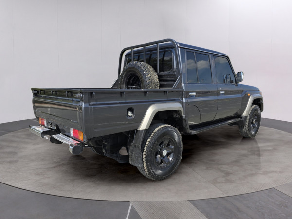 Toyota Land Cruiser Pickup 2015/ Grey RHD Diesel MT Pickup 4WD view 13