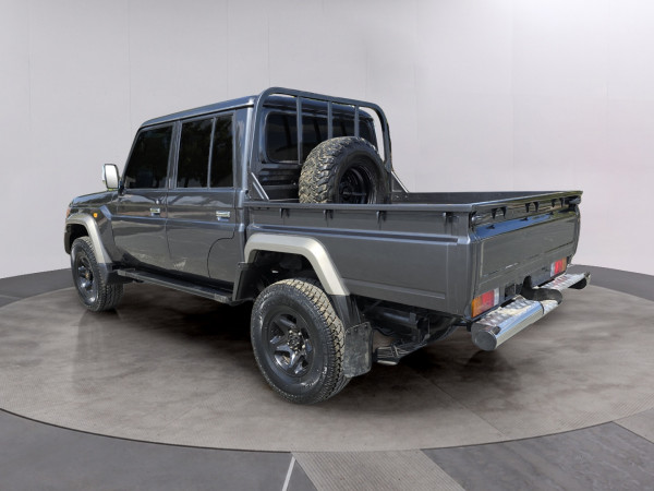 Toyota Land Cruiser Pickup 2015/ Grey RHD Diesel MT Pickup 4WD view 14