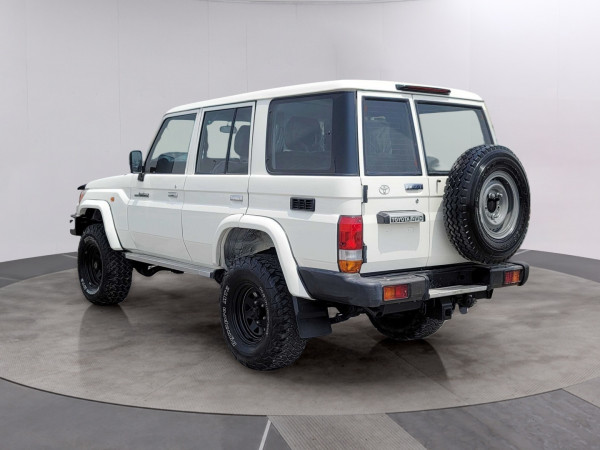 Toyota Land Cruiser HardTop 2014/ White RHD Diesel MT SUV 4WD view 16