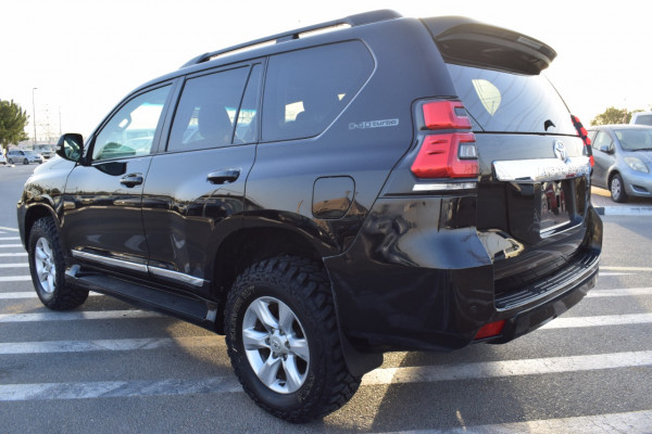 Toyota LAND CRUISER PRADO 2017  Black RHD Diesel AT SUV 4WD view 17