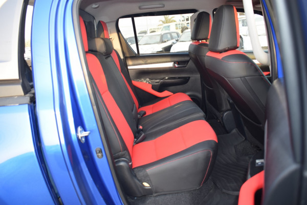 Toyota Hilux 2017  Blue RHD Diesel AT Pickup 4WD view 3