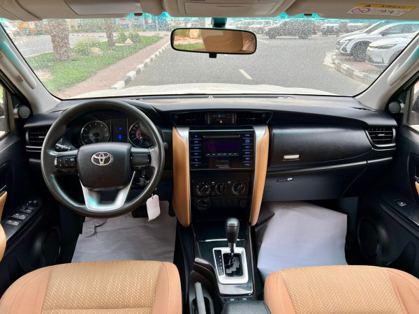 Toyota Fortuner 2016  White LHD Petrol AT SUV 4WD view 10