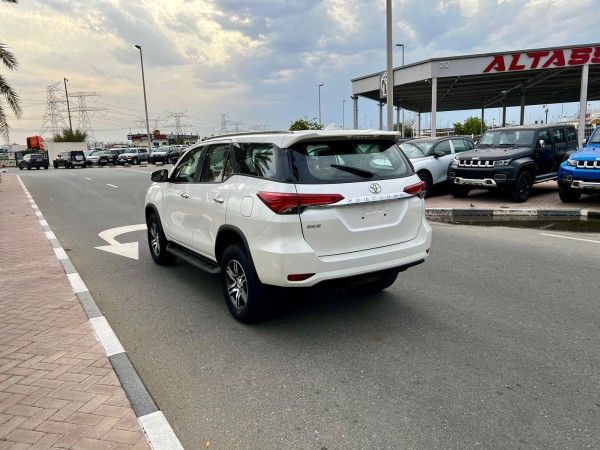 Toyota Fortuner 2016  White LHD Petrol AT SUV 4WD view 15