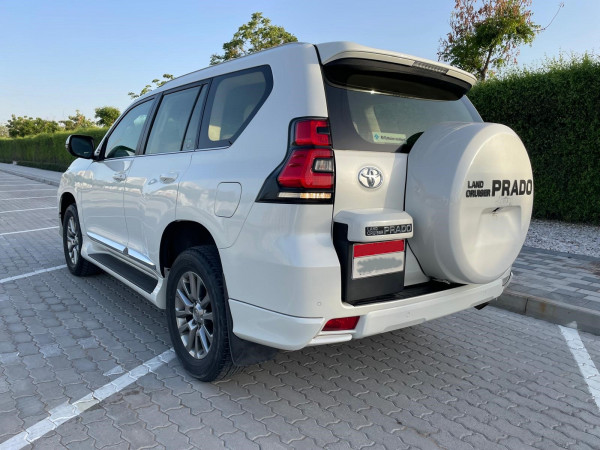Toyota LAND CRUISER PRADO 2020/ White LHD Petrol AT SUV 4WD view 3
