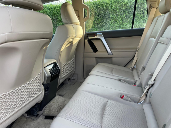 Toyota LAND CRUISER PRADO 2020/ White LHD Petrol AT SUV 4WD view 7