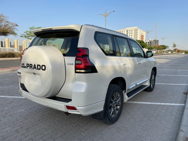 Toyota LAND CRUISER PRADO 2020/ White LHD Petrol AT SUV 4WD view 8
