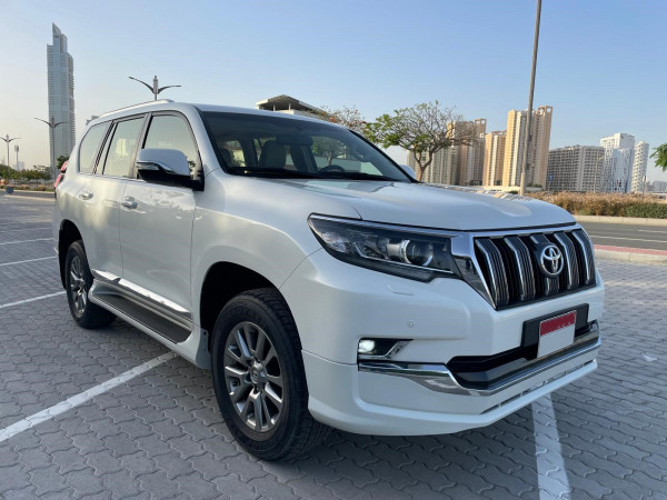 Toyota LAND CRUISER PRADO 2020/ White LHD Petrol AT SUV 4WD view 9