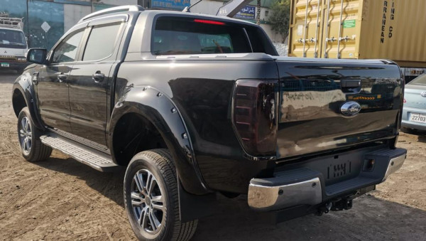Ford Ranger 2021/ Black RHD Diesel AT Pickup 4WD view 6