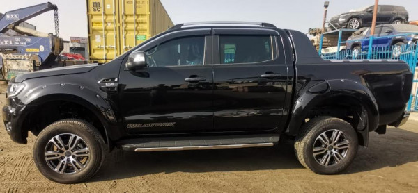 Ford Ranger 2021/ Black RHD Diesel AT Pickup 4WD view 7