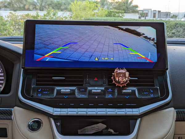 Toyota Land Cruiser 2015/ Black LHD Petrol AT SUV 4WD view 5