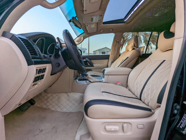 Toyota Land Cruiser 2015/ Black LHD Petrol AT SUV 4WD view 6