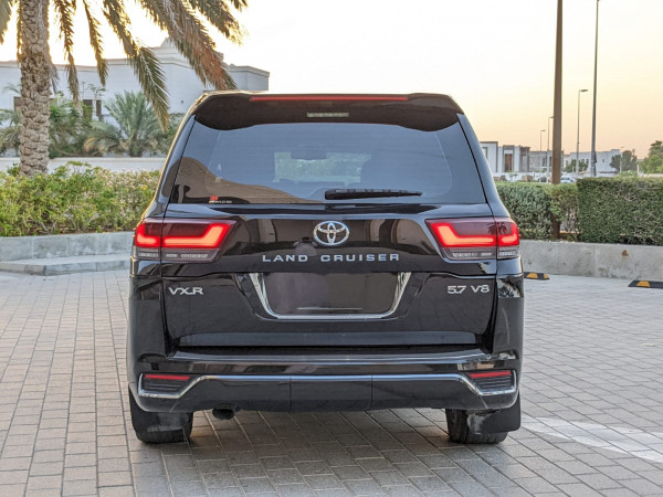 Toyota Land Cruiser 2015/ Black LHD Petrol AT SUV 4WD view 10