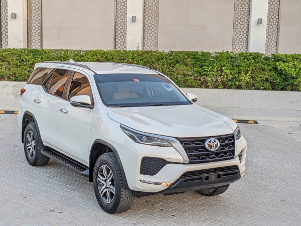 Toyota Fortuner 2021  White LHD Petrol AT SUV 4WD view 13