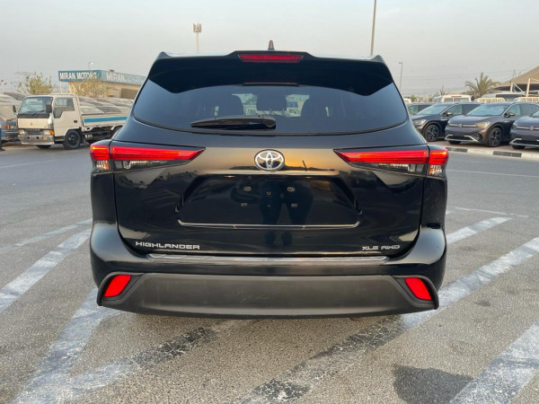 Toyota Highlander 2021/ Black LHD Petrol AT SUV 4WD view 11