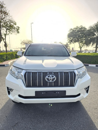 Toyota LAND CRUISER PRADO 2019  White LHD Petrol AT SUV 4WD