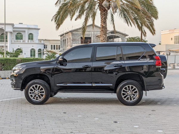 Toyota LAND CRUISER PRADO 2018/ Black LHD Petrol AT SUV 4WD view 10