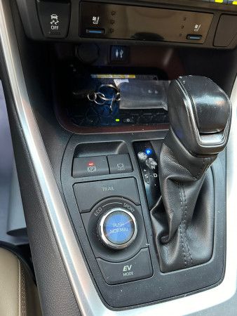 Toyota RAV 4 2020/ Black LHD Hybrid AT SUV Crossover 2WD view 10