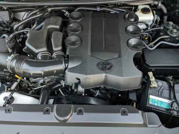 Toyota LAND CRUISER PRADO 2016/ Grey LHD Petrol AT SUV 4WD view 10