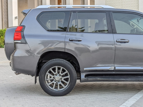 Toyota LAND CRUISER PRADO 2016/ Grey LHD Petrol AT SUV 4WD view 11
