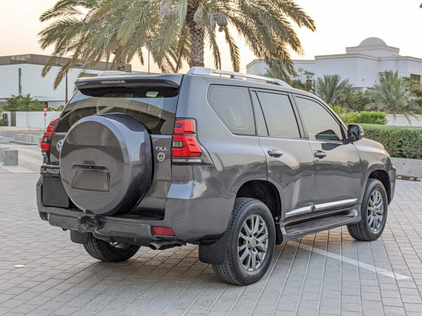 Toyota LAND CRUISER PRADO 2016/ Grey LHD Petrol AT SUV 4WD view 14